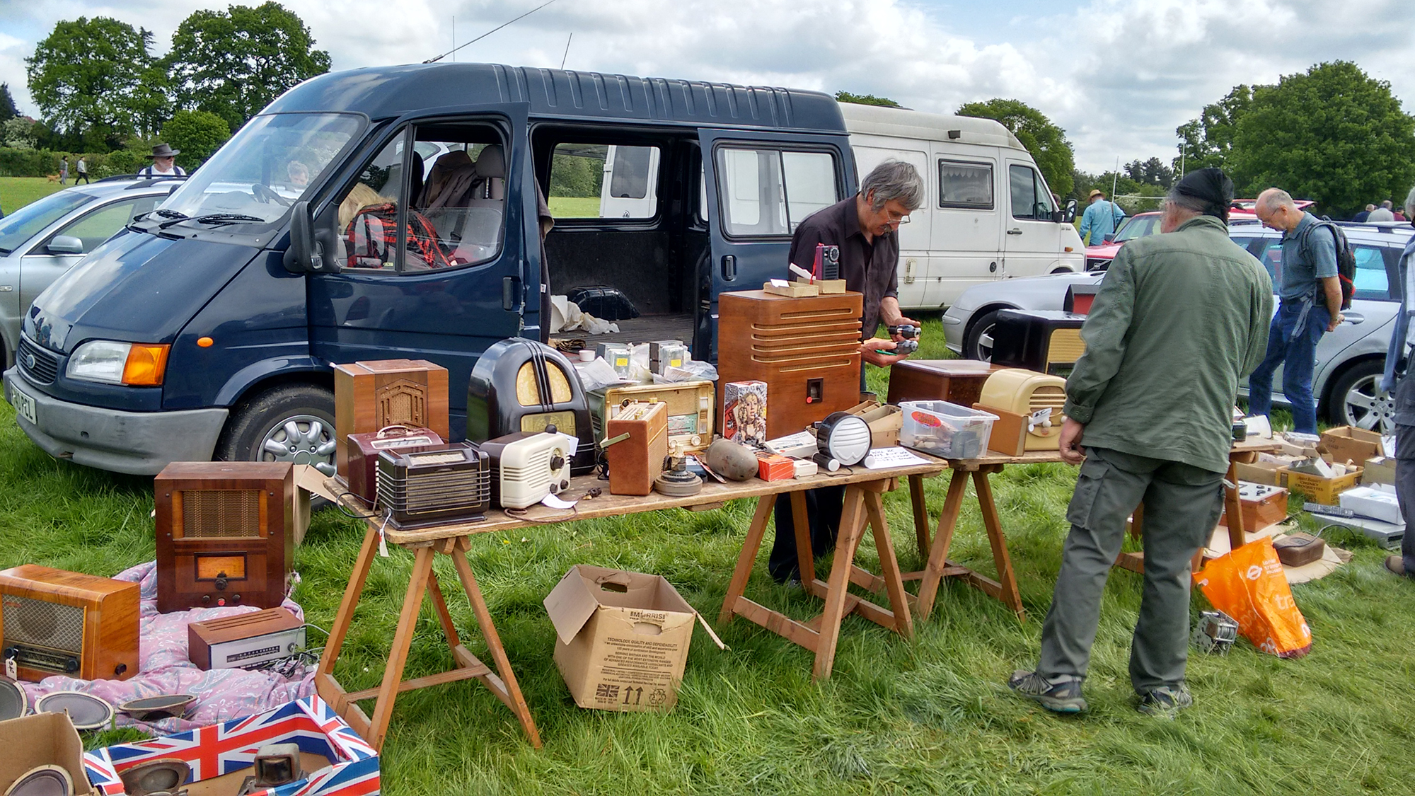 [UK] Dunstable Downs Car Boot 2016 Page 1